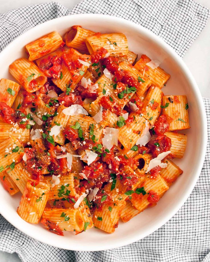 Rhodes - Spaghetti In Tomato Sauce 410g [ BB 08 / 12 /2027