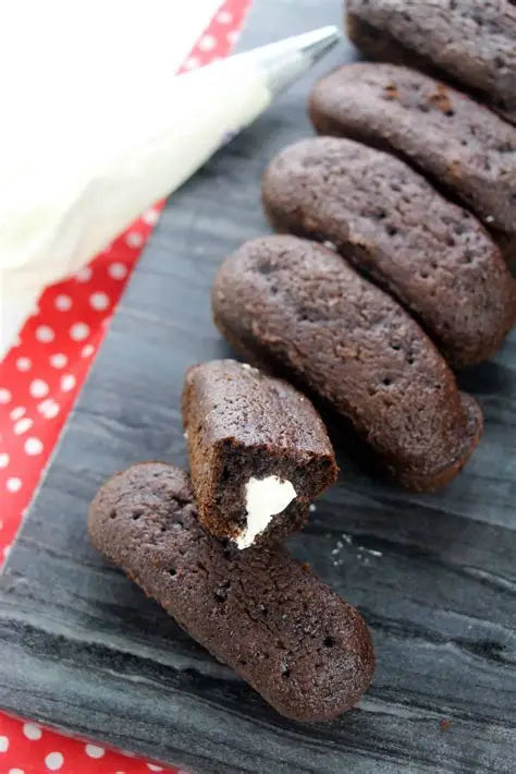 Hostess - Chocolate Cake Twinkie with Creamy Filling  1 Count