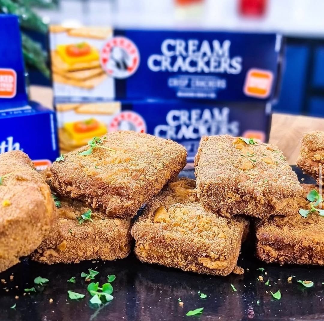 Bakers - Cream Crisp Crackers 400g