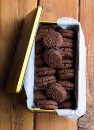 Bakers - Romany Creams Choc Coconut Mint Biscuits 200g